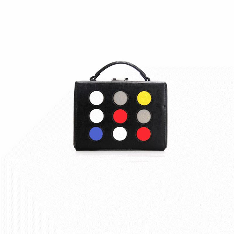 天上掉馅饼都会被砸到,天上掉馅饼好事