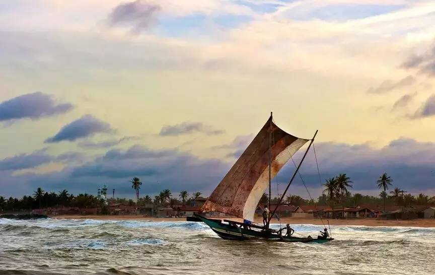 往返二张机票,往返机票去云南和西双版纳