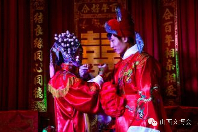 闹婚礼的正确姿势,闹洞房是什么样的情势