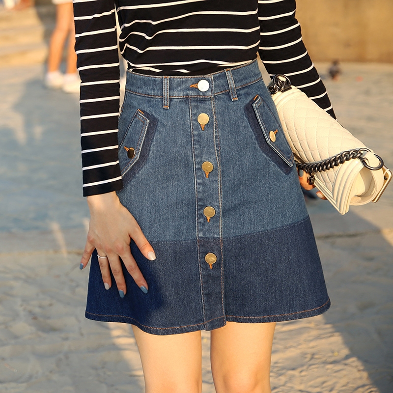 牛仔背带裤搭配时尚 (三木牛仔时尚搭配)