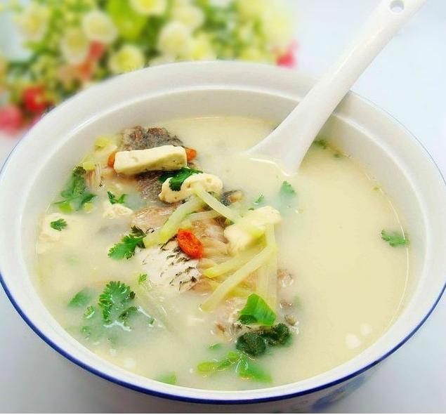 夏天坐月子期间两腿发冷,生完孩子坐月子身上冷是什么原因