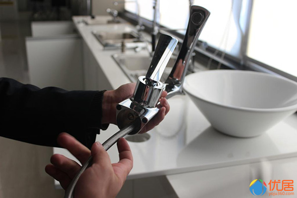 水龙头安装方法及水龙头拆卸步骤,净水器水龙头安装方法和步骤视频