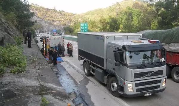 关于运钞车的段子,运钞车安全知识