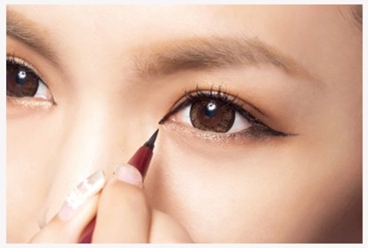 大眼睛女生怎么化妆最合适,大眼睛怎么画眼妆干净