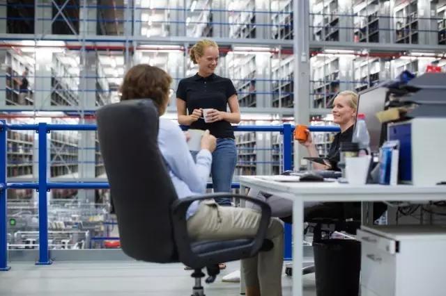 美工和策划哪个好,美工好还是室内设计好