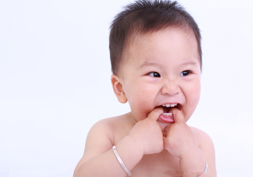 小孩半夜磨牙怎么办,半夜磨牙吃什么会好