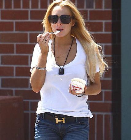 宫寒怎么治女生,宫寒会导致哪些身体状况