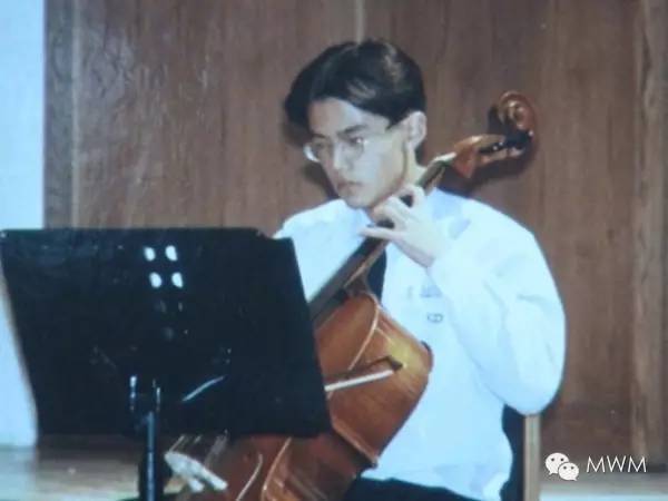 周杰伦强直性脊柱炎打生物制剂,周杰伦演唱会脊柱炎发作是打针吗