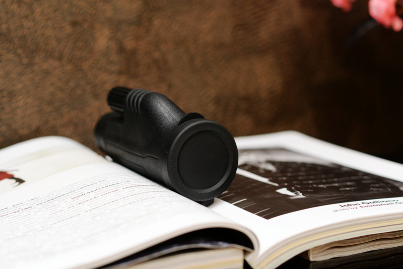 对面妹纸动态全掌握，10X42倍的望远镜体验