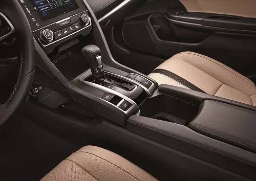 第十代思域最低价格,本田思域2008款1.8手动值多少钱