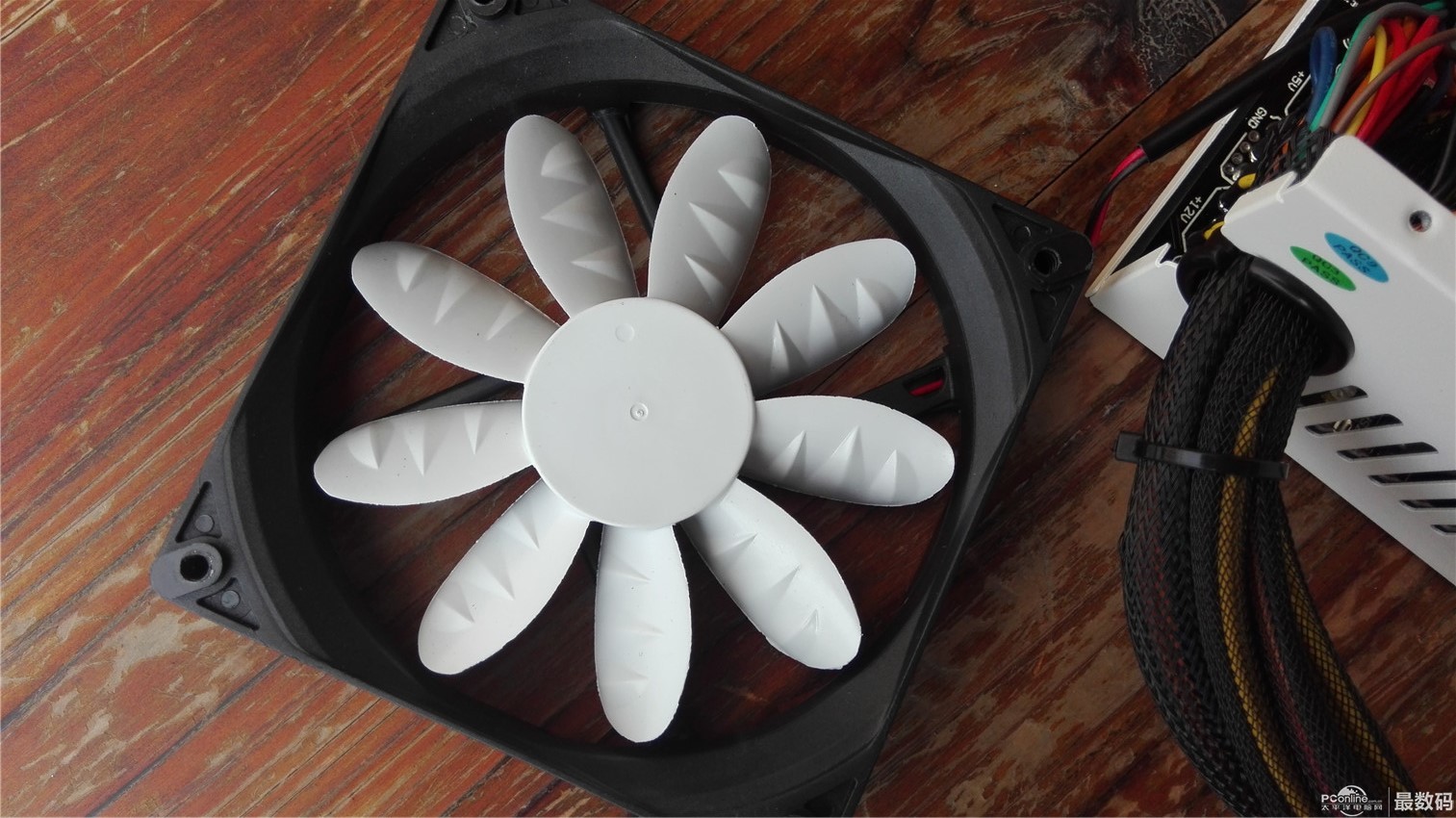 用料最好的钛金电源,钛金电源和白金电源区别