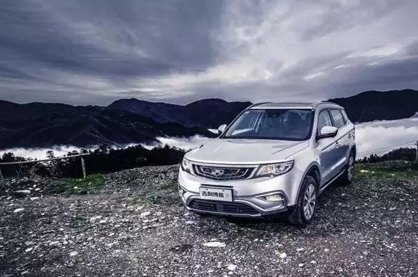 吉利博越试驾16年1.8t中控台,吉利博越试驾车一万公里可以买吗