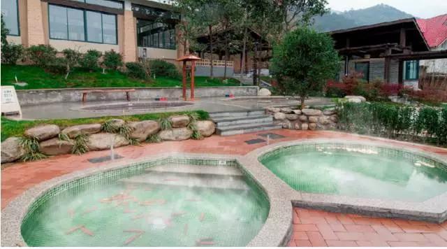 太白山凤凰温泉带住宿价目表,宝鸡太白山凤凰温泉