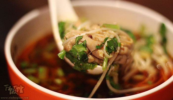 天气这么热姐妹们去哪里玩,天气那么热怎么先跟女孩聊天