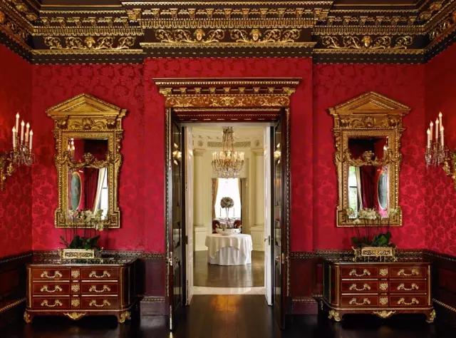 一开始我也不懂，为什么名人都爱住这些老酒店，直到...