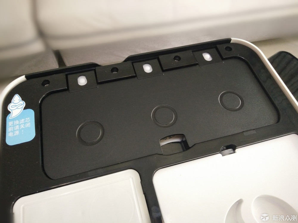 进口智能净水器,最新款的恒温净水器