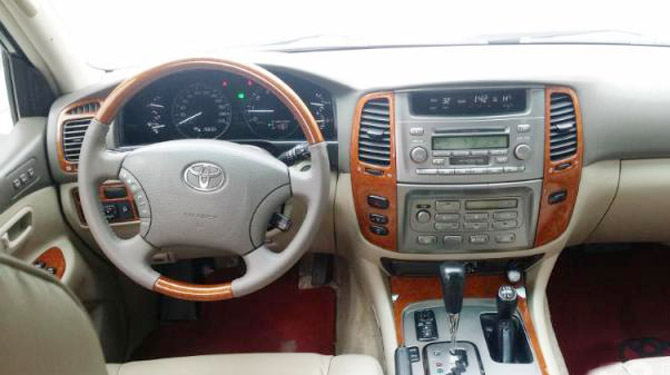 老吴十万块钱二手车,老吴30万买什么车