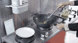 替换老旧燃气灶,旧燃气灶换新燃气灶要看日子吗