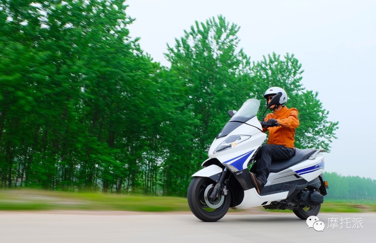 全国首测2016款银刃-刃在烧