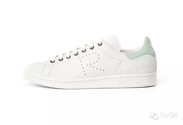 2016年姑娘们最想买的小白鞋都在这里，还不快来收藏？