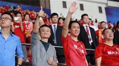 告诉你|吃着热干面，系着爱马仕，你不知道的许家印