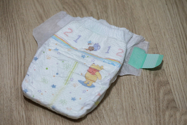 适合秋冬用的纸尿裤测评,各种宝宝纸尿裤测评