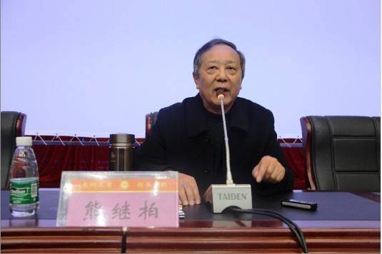 熊继柏的最佳治疗方法,中医专家熊继柏治感冒