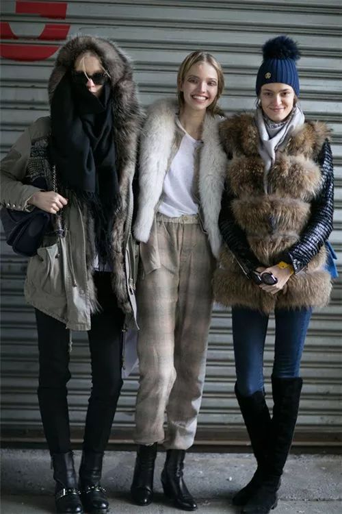 皮草马甲怎么穿搭好看,皮草马甲的穿搭方法