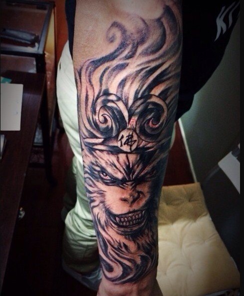 中国足球运动员纹身,球可以输但气质要到位