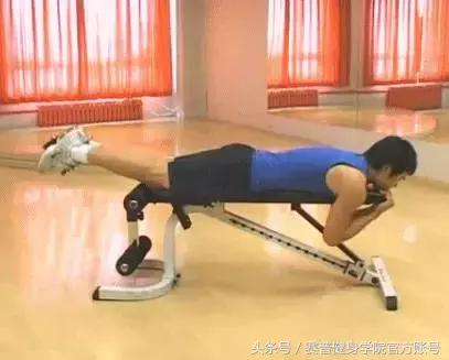 家庭哑铃训练动作大全全身,哑铃全身肌肉训练动作