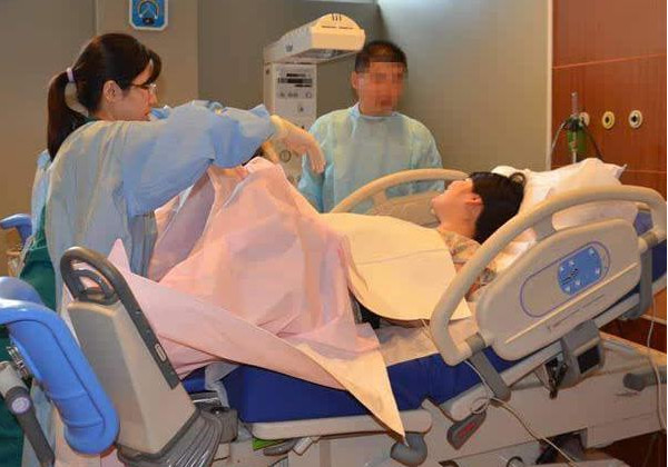 生完孩子1个月子宫前壁下垂，宝妈坐月子这样折腾出大问题了吧