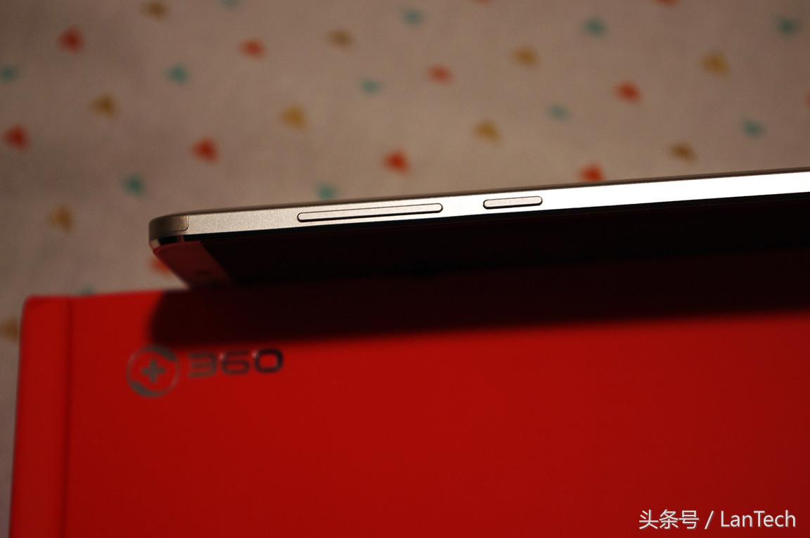 360手机奇酷旗舰极客版值得买吗,360奇酷旗舰极客版可以充电吗