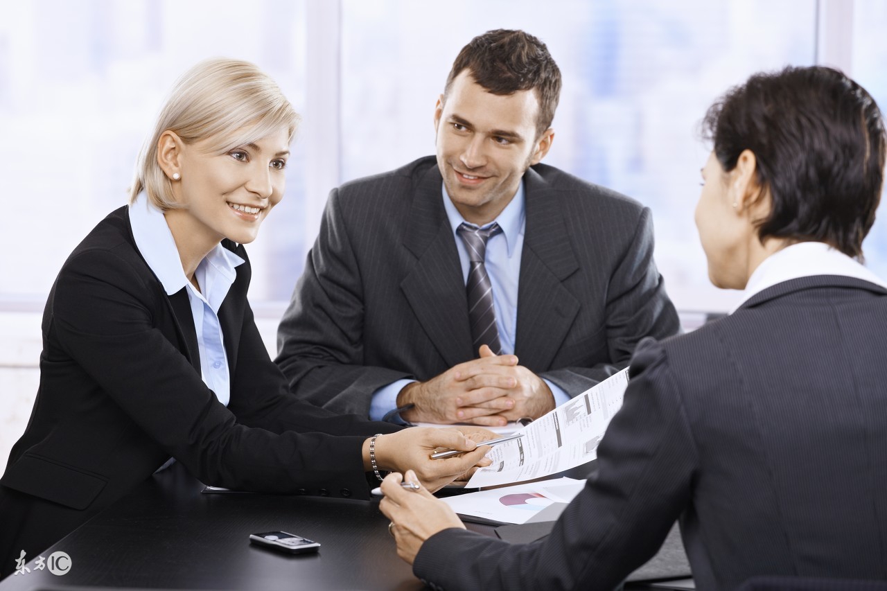 职场中，总是吼下属的领导是有病，得治！