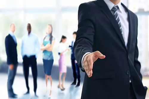 信用卡超额授信什么意思,信用卡超额还款是怎么回事