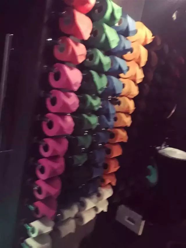 芳草地购物中心特色,芳草地购物中心介绍