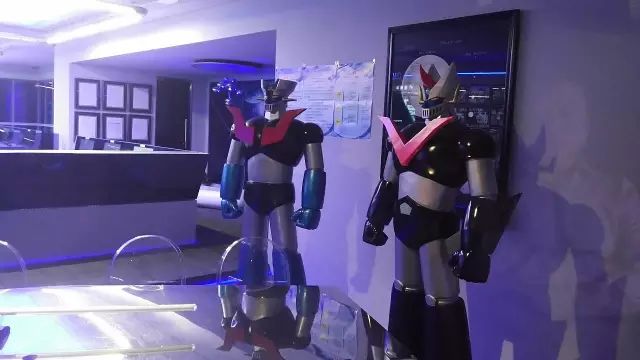 芳草地购物中心特色,芳草地购物中心介绍