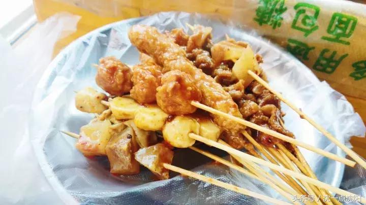 中街胡同里最火老式麻辣烫,中街胡同里的麻辣涮串