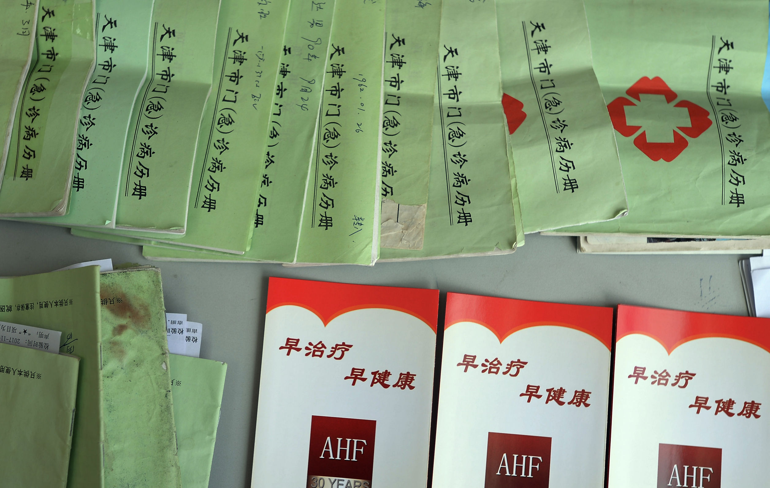 走近医护人员的日常,防治艾滋从年轻开始