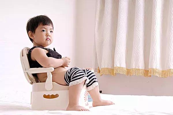 绿色便和黄色便的原因,黑绿色稀便是什么原因