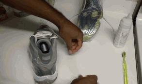 真皮球鞋怎么清洁,刷球鞋用什么清洁