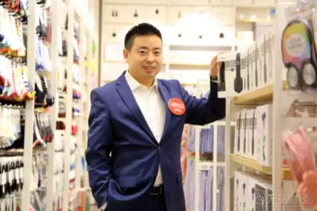 名创优品十亿眼线笔,名创优品15元眼线笔