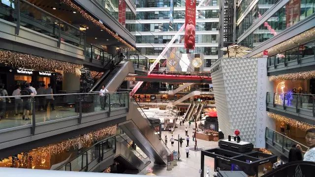 芳草地购物中心特色,芳草地购物中心介绍