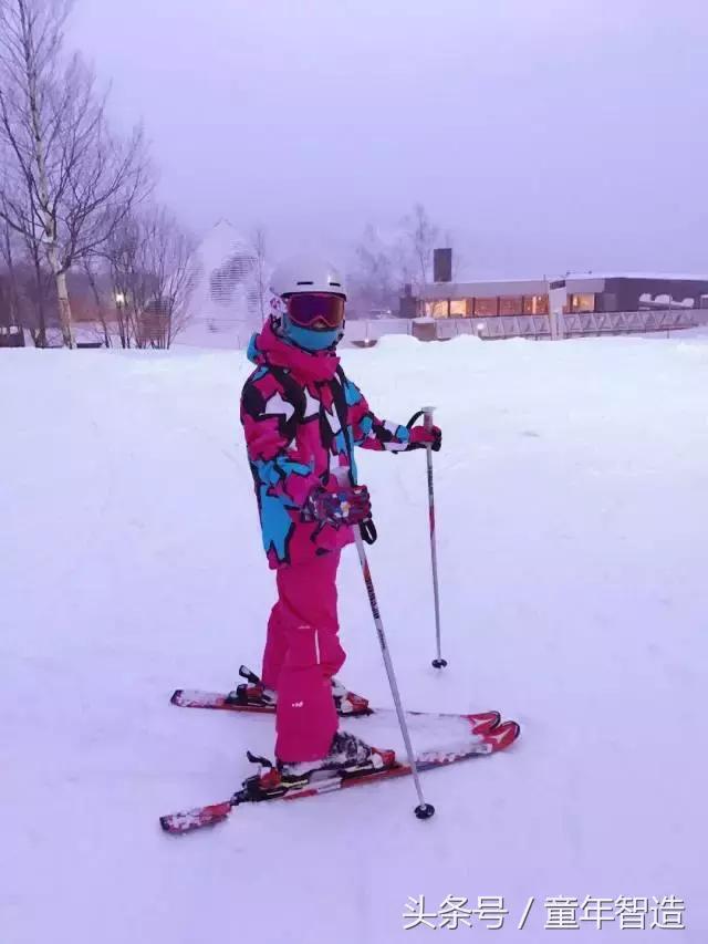 去滑雪场滑雪需要自备什么装备,新手滑雪有必要买滑雪装备吗