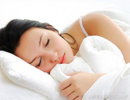 孕十八周胎儿应该有多大,孕十八周有胎动怀唐氏儿几率大吗