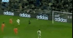 世界足球十大巨星的故事,世界足坛十大助攻