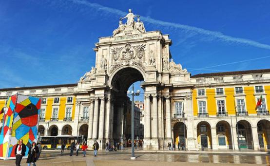 欧洲大陆最西端的城市,欧洲大陆最西端的城市是哪个