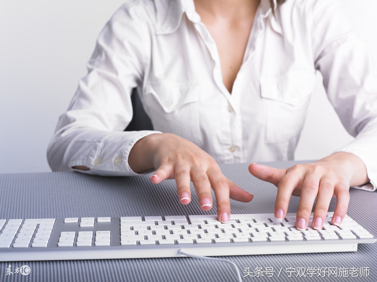 任务栏输入法图标怎么恢复,如何关闭搜狗输入法任务栏图标