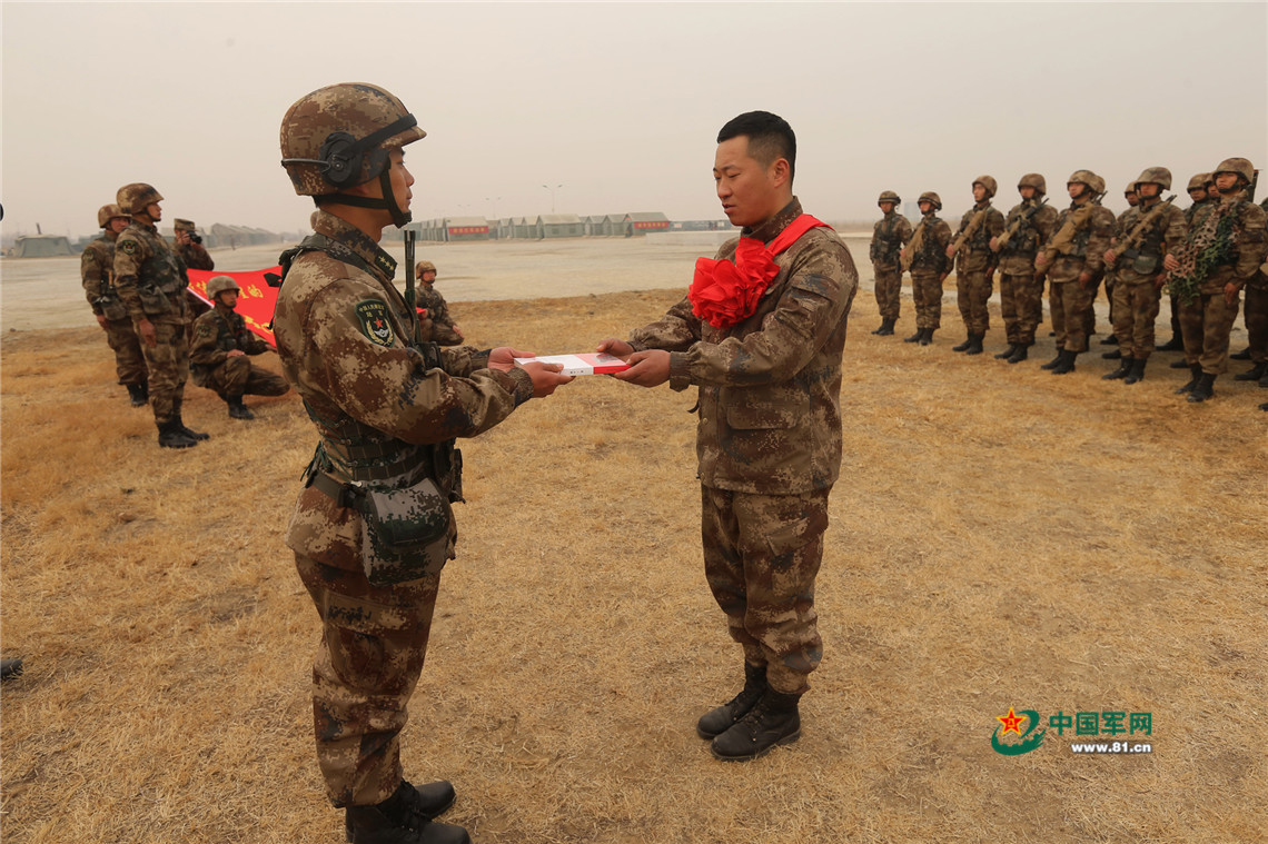 退役军人告别仪式过程,军人退役仪式感人视频