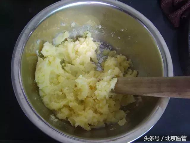 冻手冻脚怎么治疗除根,怎么冻手冻脚的