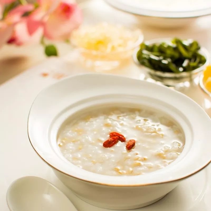 冷空气杀到怎么防寒,肺癌吃什么润肺养肺最快